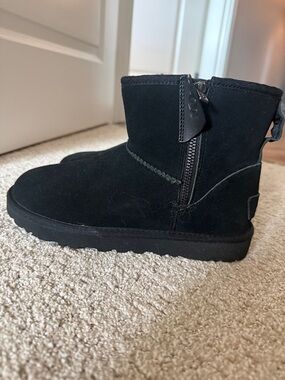UGG Black Plush-Lined Classic Boot